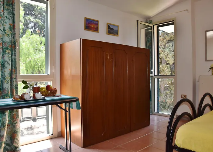 Del Conte Santa Domenica Talao